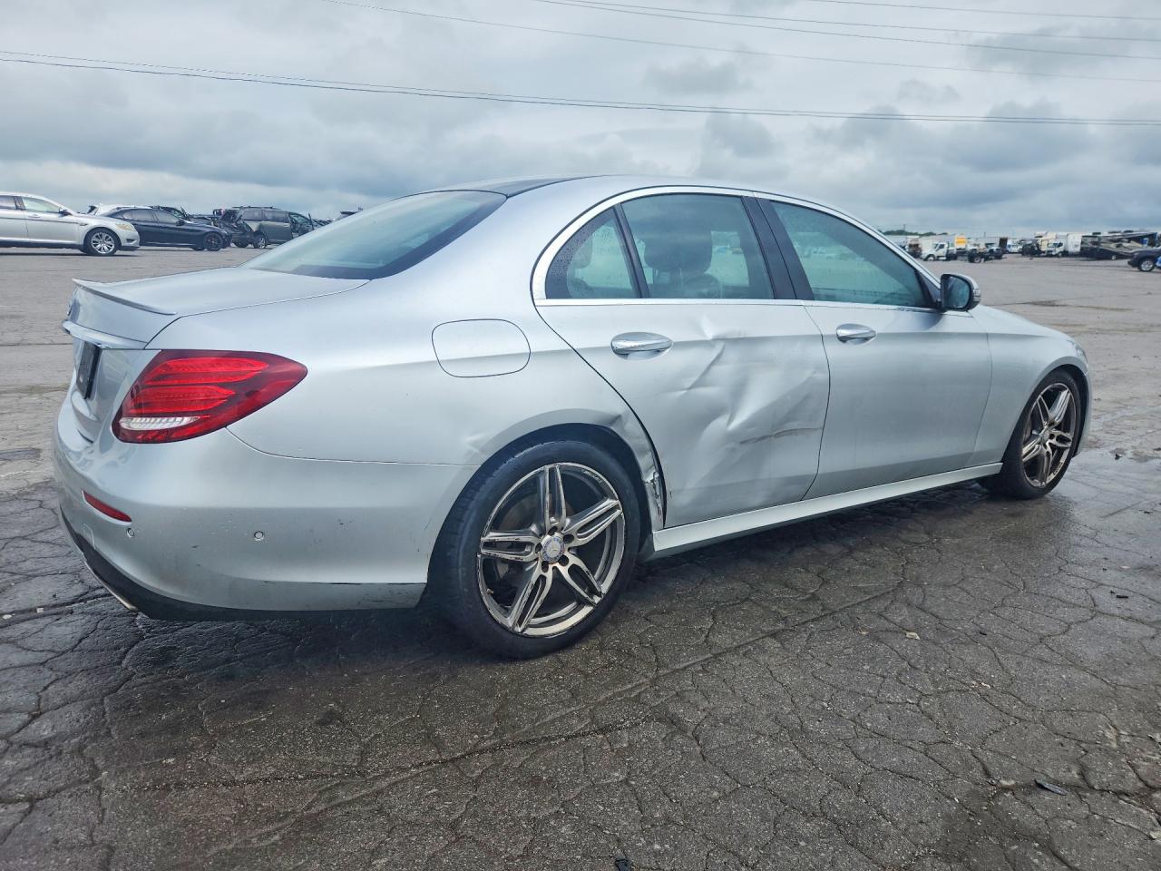 2017 MERCEDES-BENZ E 300 — снимка 3