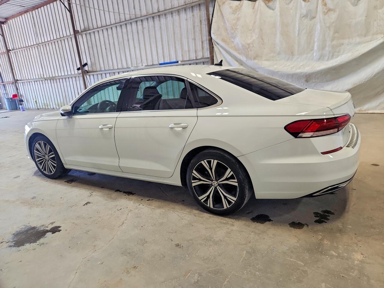 2022 VOLKSWAGEN PASSAT SE — снимка 2