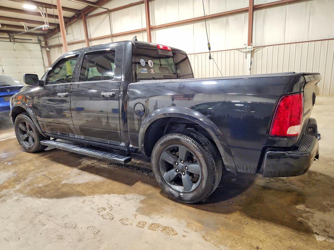 2015 RAM 1500 SLT — снимка 2
