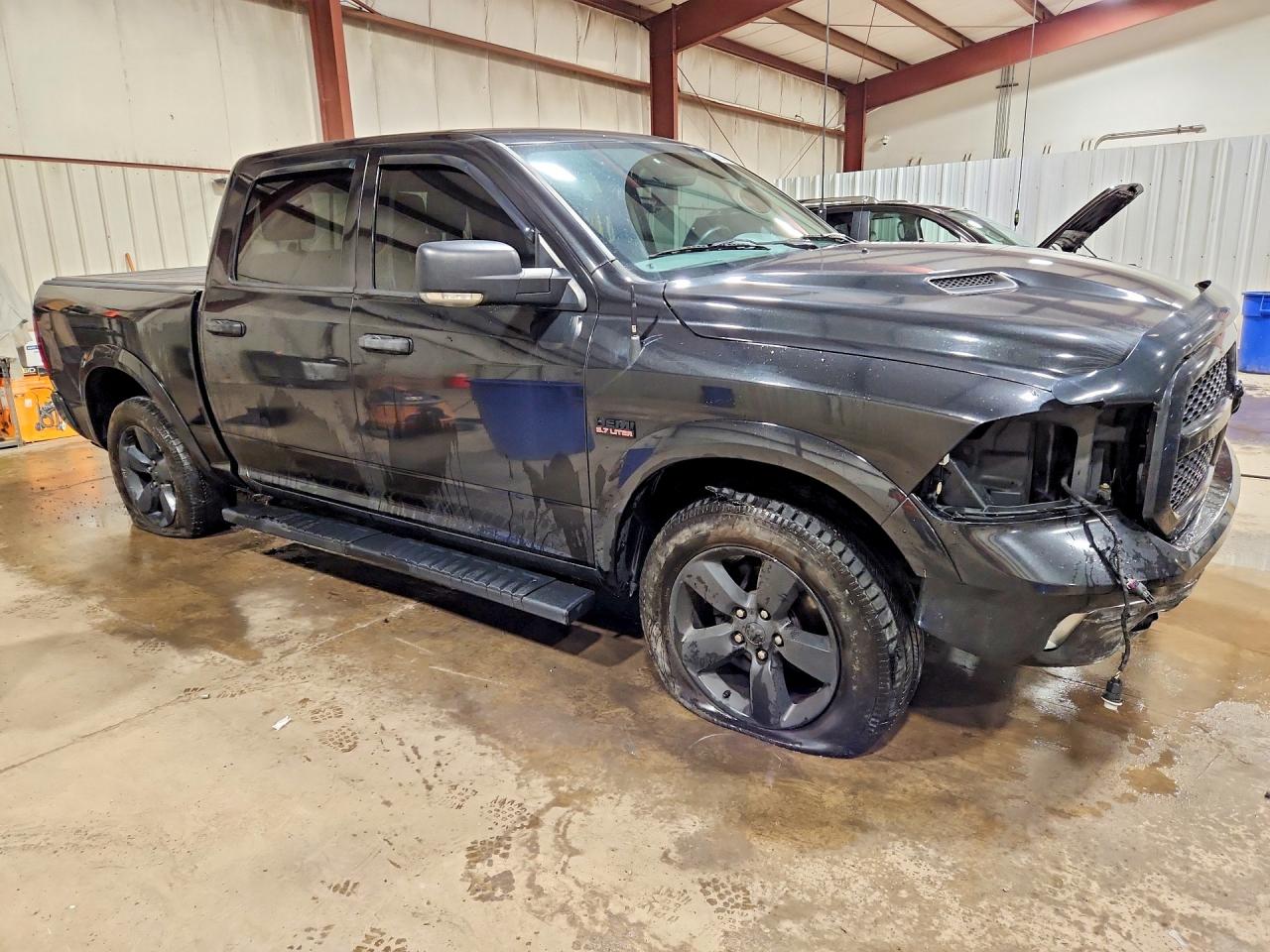 2015 RAM 1500 SLT — снимка 4
