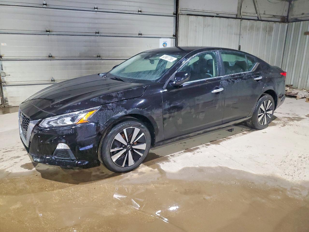 2022 NISSAN ALTIMA SV