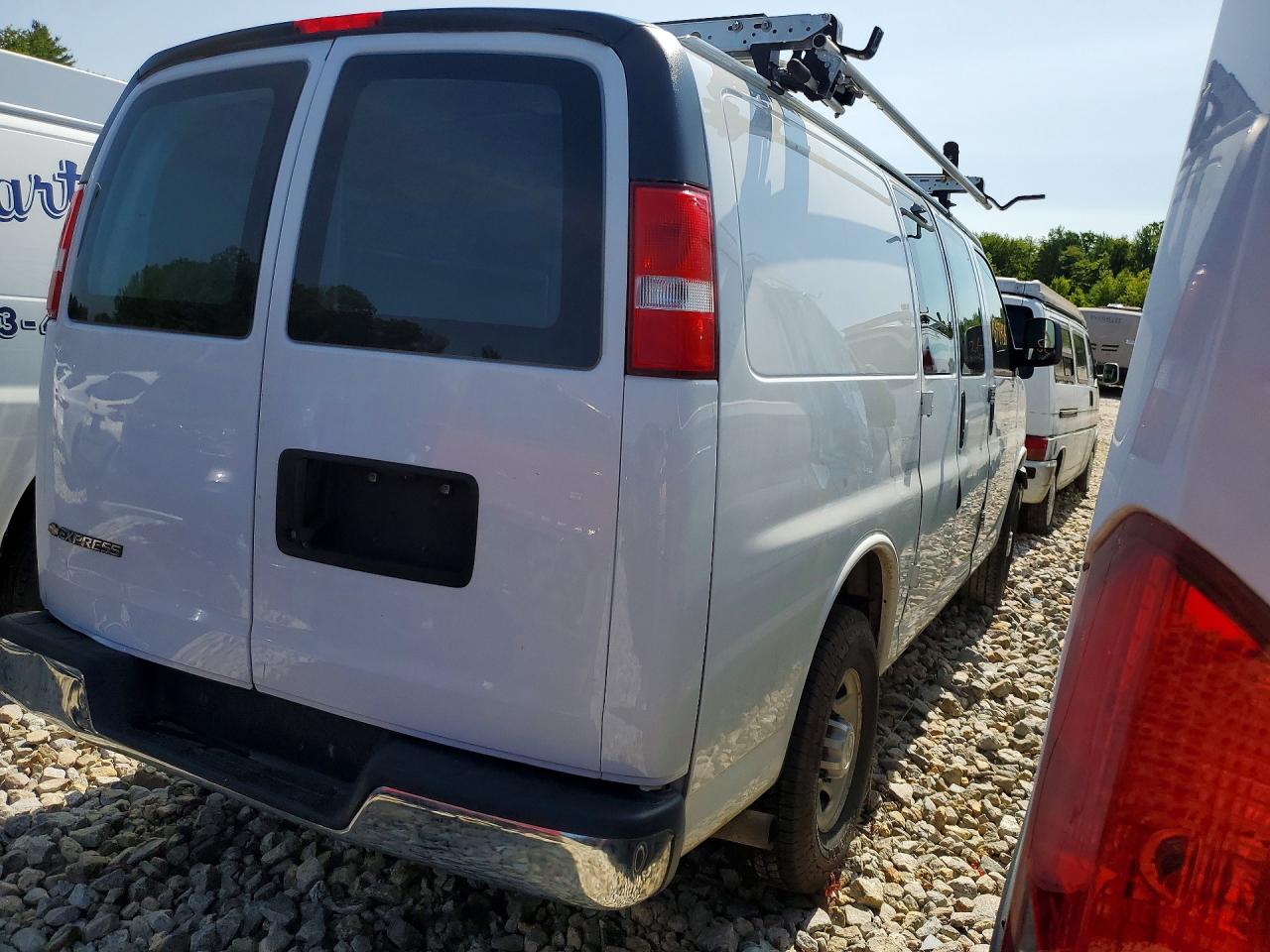 2019 CHEVROLET EXPRESS G2500 — снимка 3