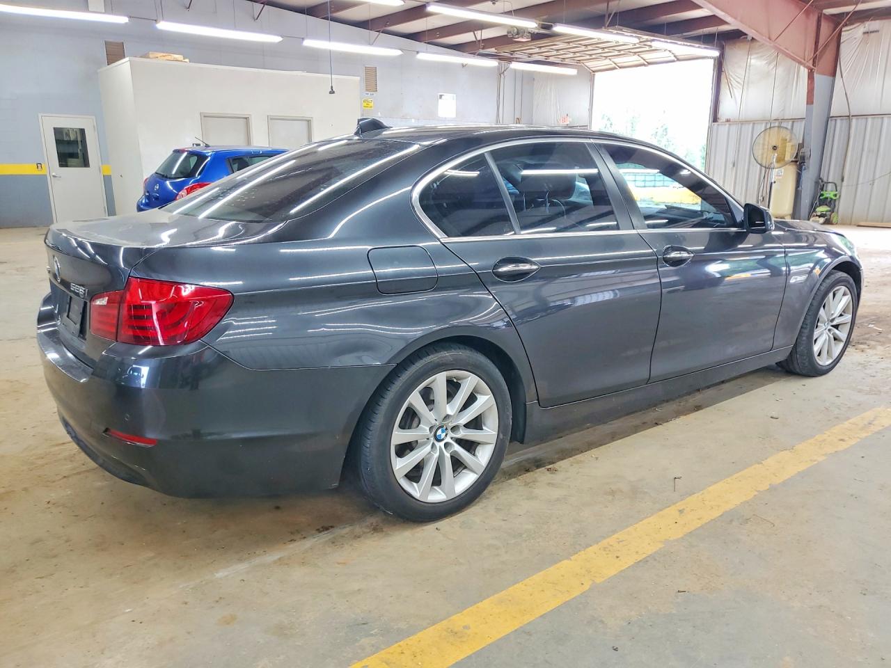 2013 BMW 528 XI — снимка 3
