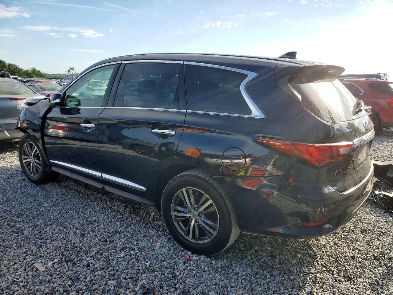 2020 INFINITI QX60 PURE — снимка 2