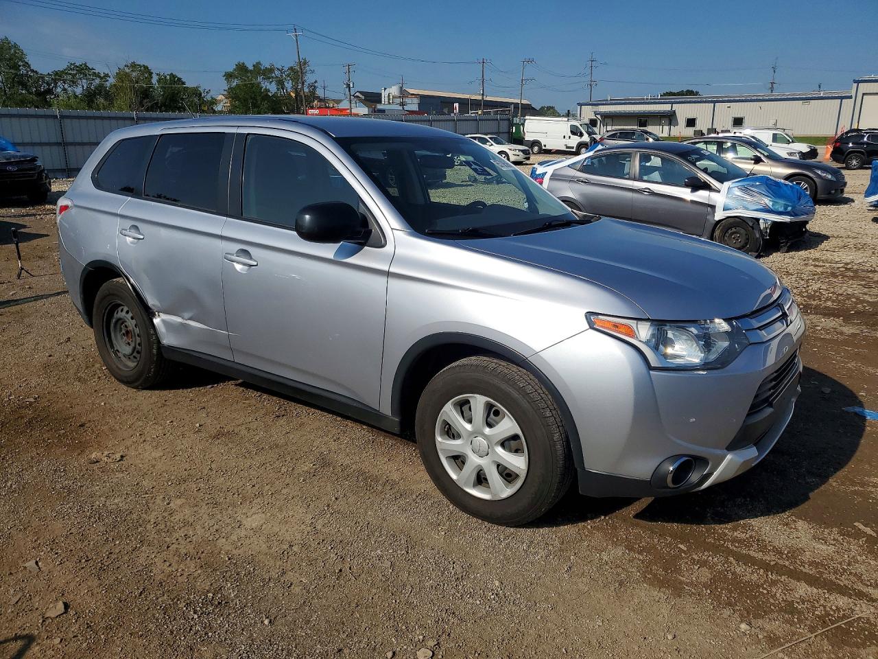 2015 MITSUBISHI OUTLANDER ES — снимка 4