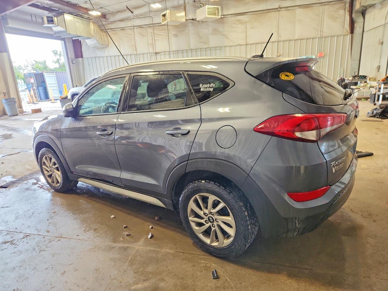 2017 HYUNDAI TUCSON SE — снимка 2