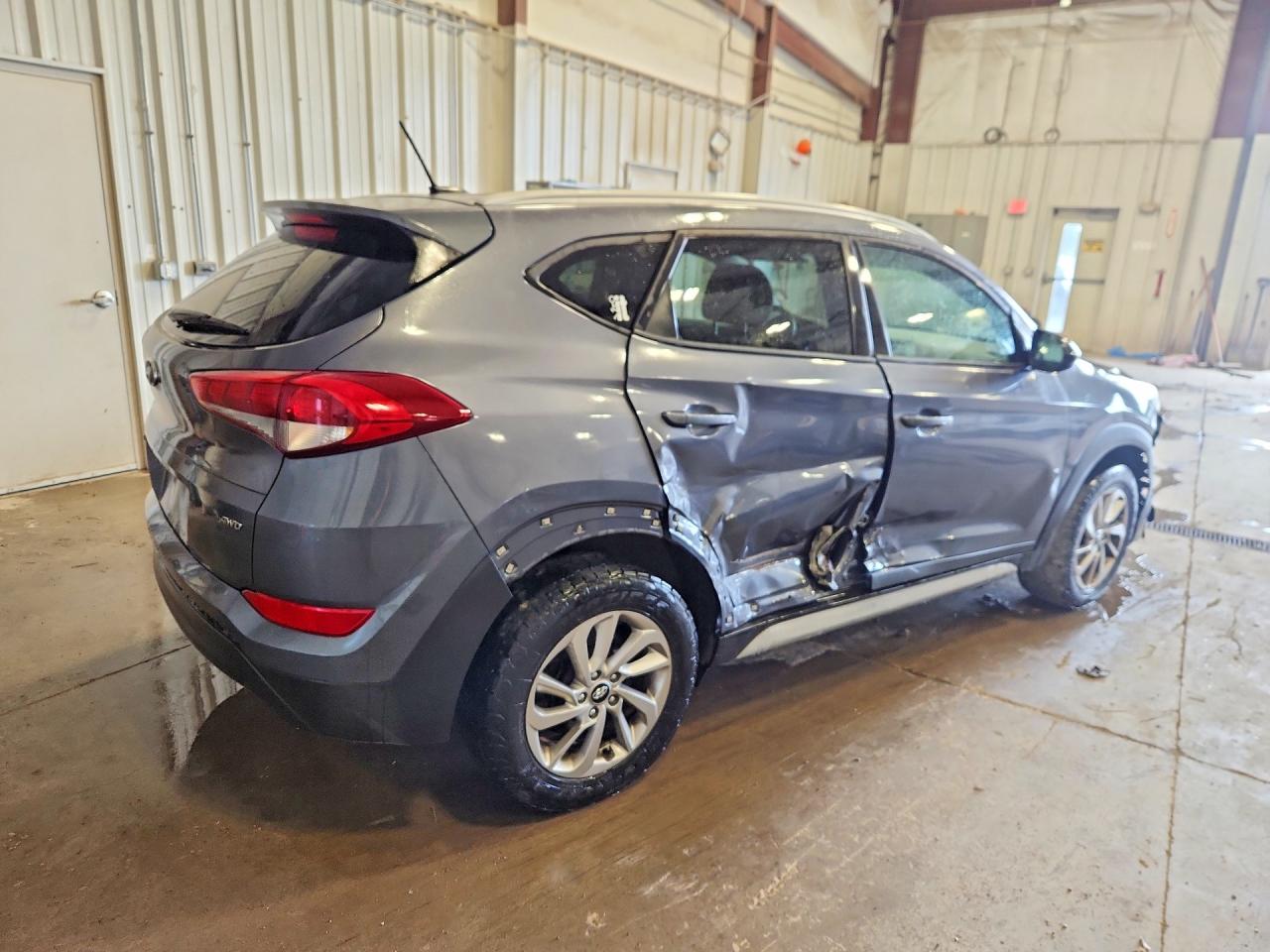2017 HYUNDAI TUCSON SE — снимка 3