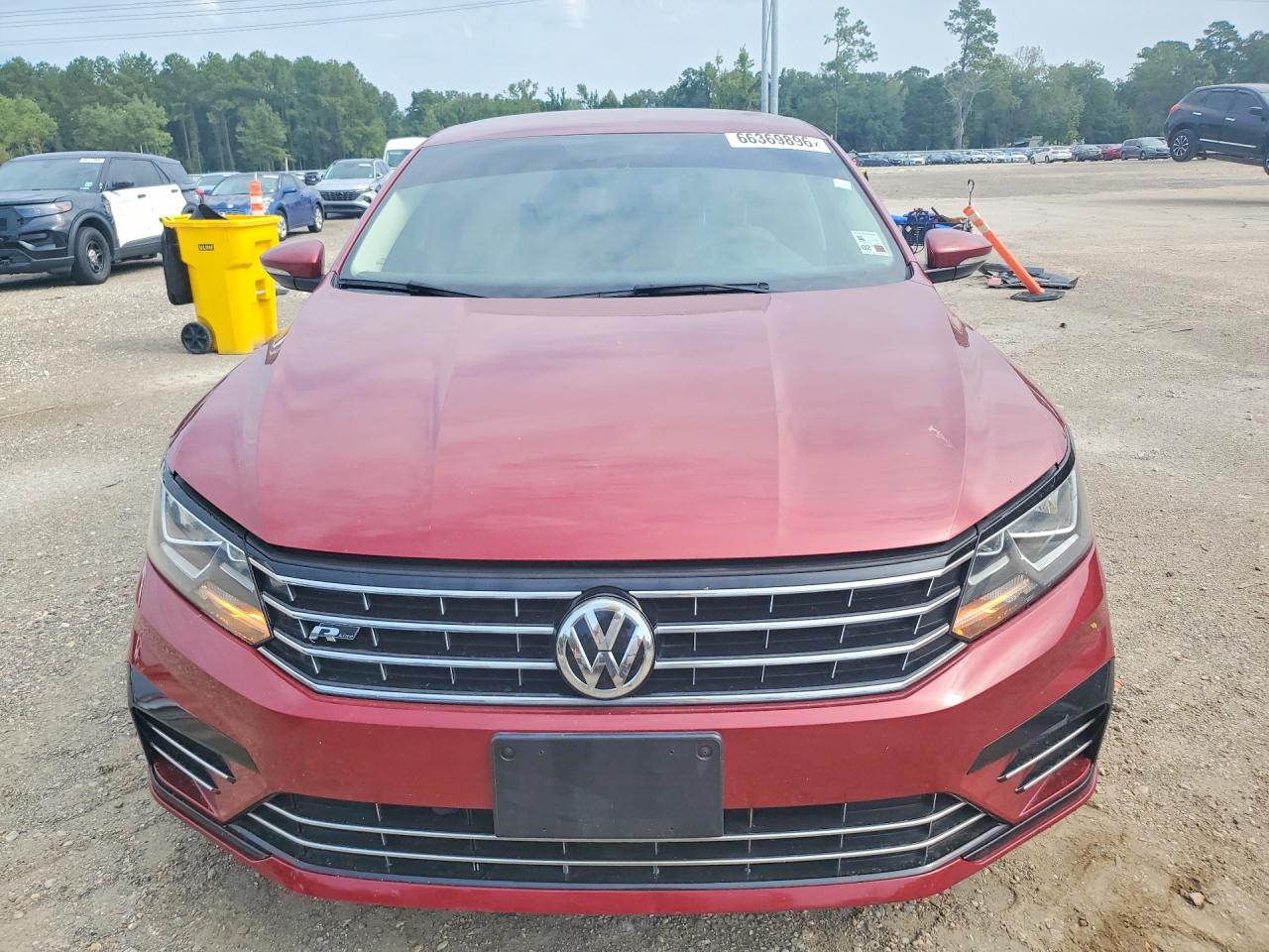 2017 VOLKSWAGEN PASSAT R-LINE — снимка 5