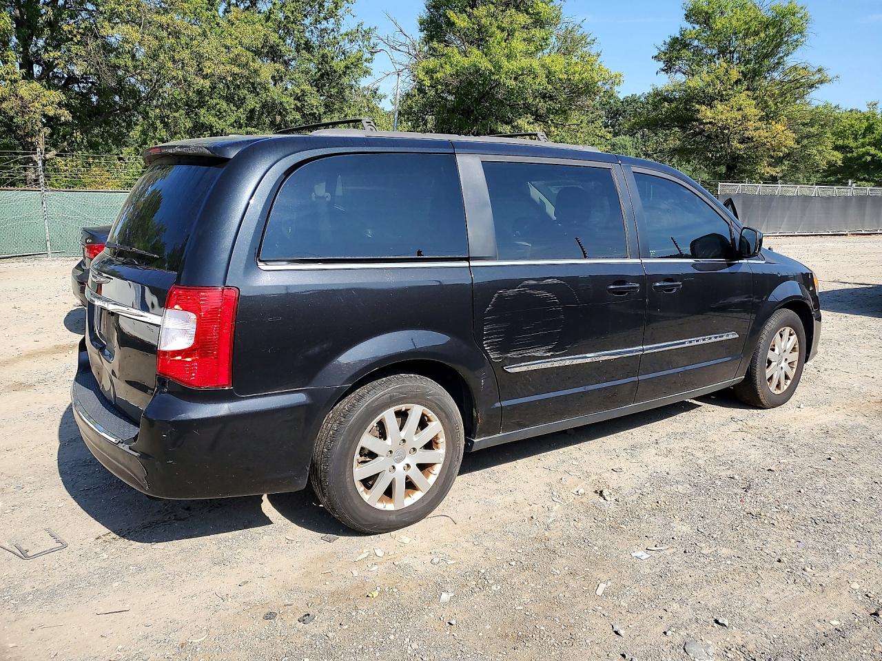 2015 CHRYSLER TOWN & COUNTRY TOURING — снимка 3