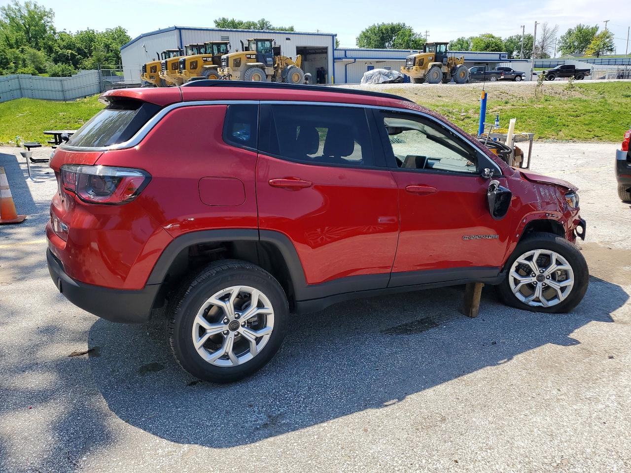 2025 JEEP COMPASS LATITUDE — снимка 3