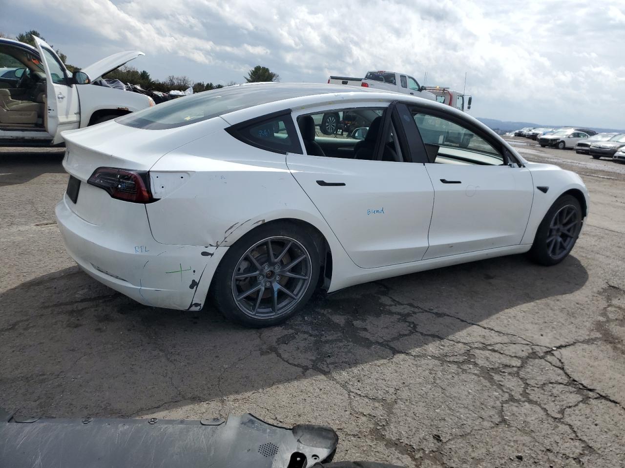 2023 TESLA MODEL 3 — снимка 3