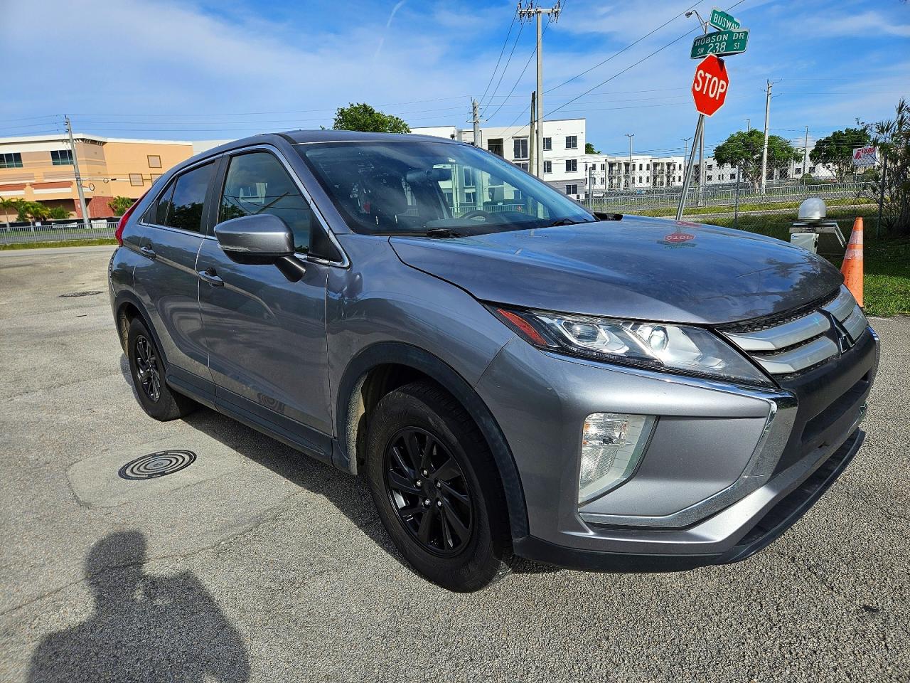 2019 MITSUBISHI ECLIPSE CROSS ES