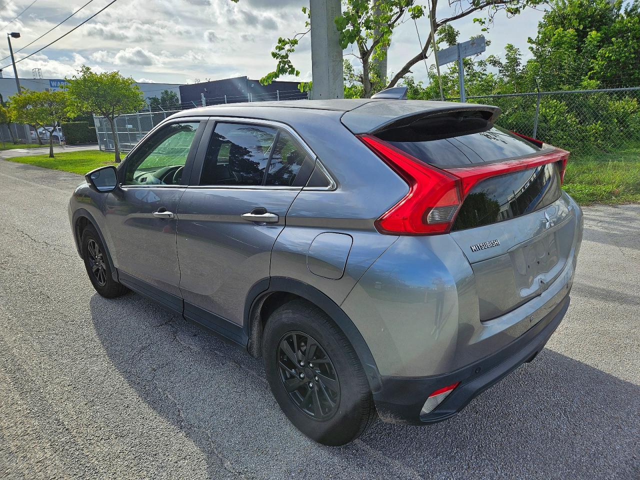 2019 MITSUBISHI ECLIPSE CROSS ES — снимка 3