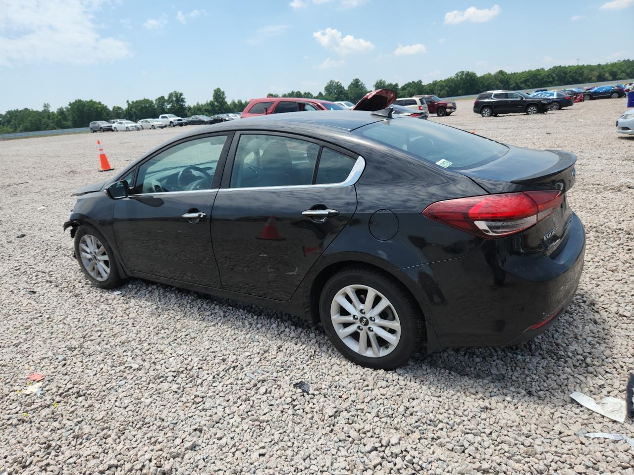 2017 KIA FORTE S — снимка 2