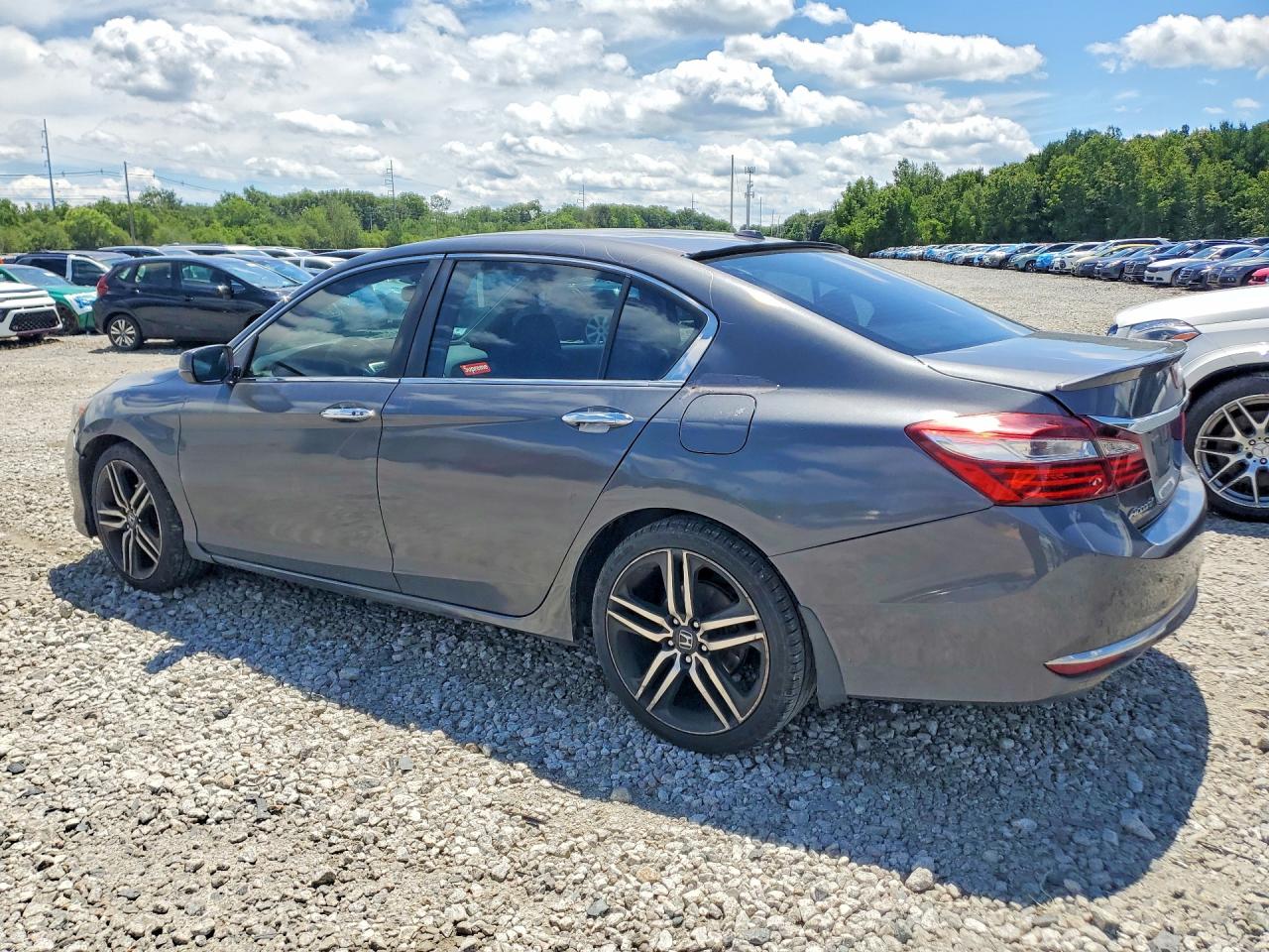 2017 HONDA ACCORD EX — снимка 2