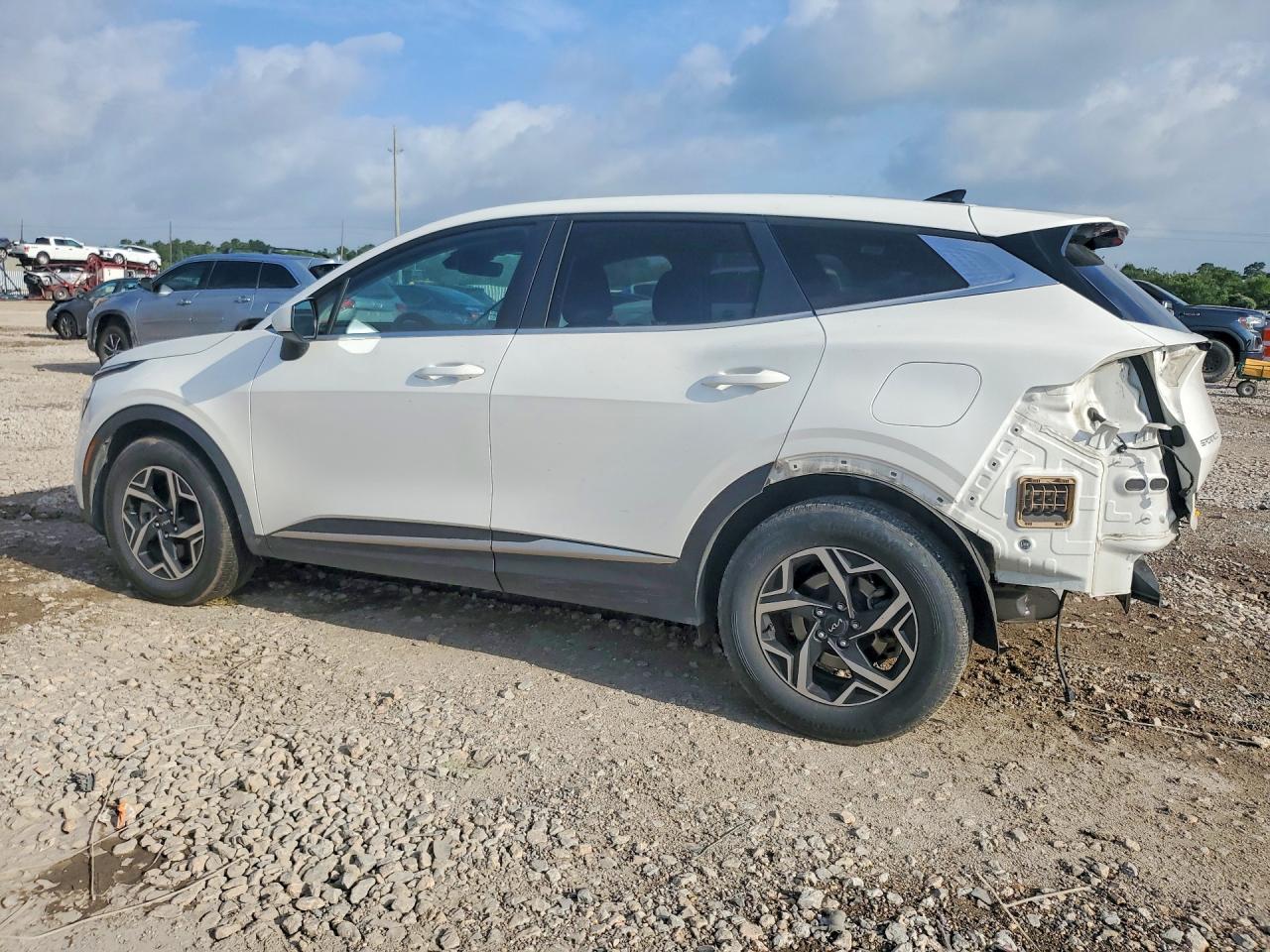 2023 KIA SPORTAGE LX — снимка 2