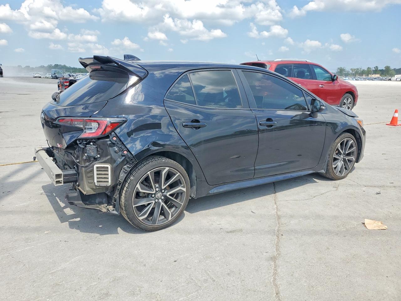 2019 TOYOTA COROLLA HATCHBACK XSE — снимка 3