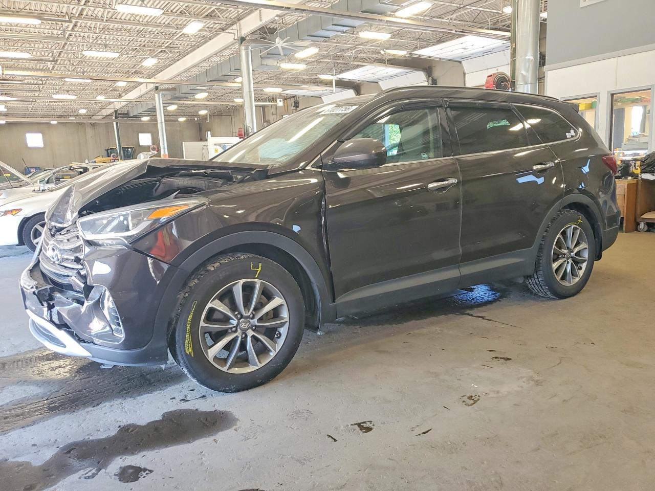2018 HYUNDAI SANTA FE SE