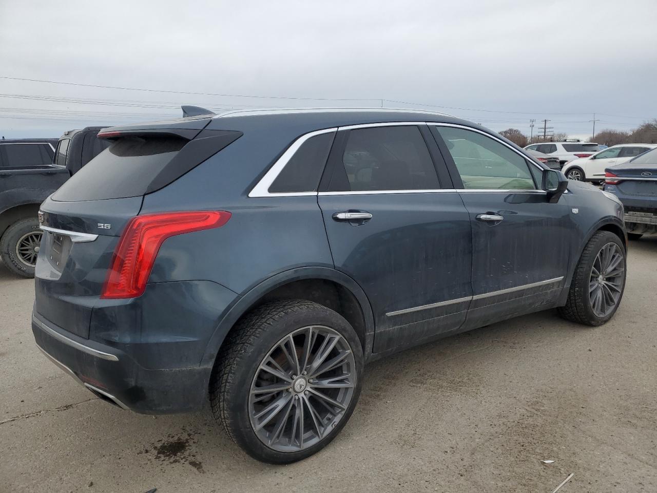 2019 CADILLAC XT5 PLATINUM — снимка 3