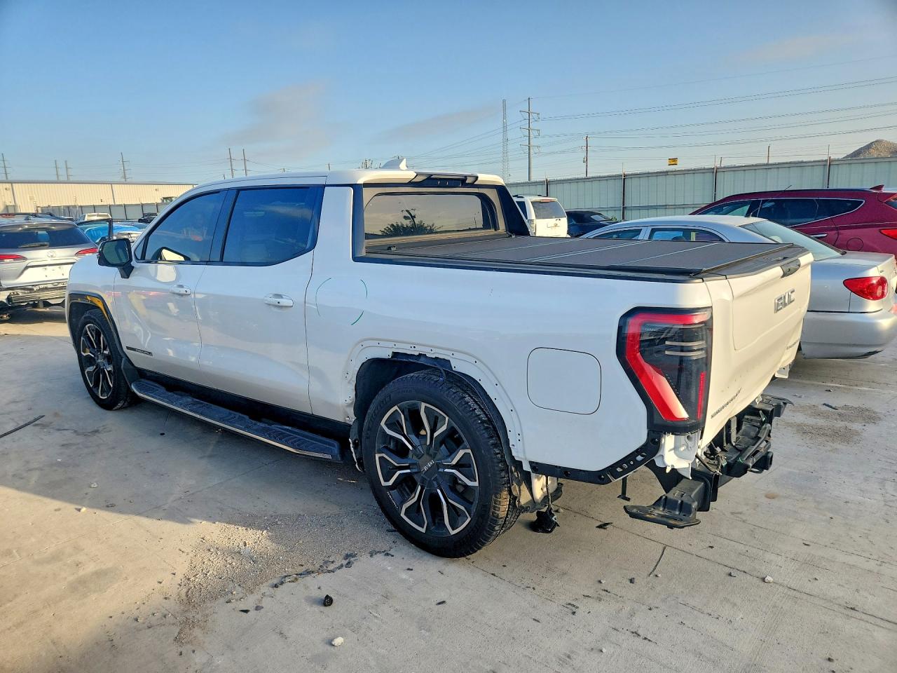 2025 GMC SIERRA — снимка 2