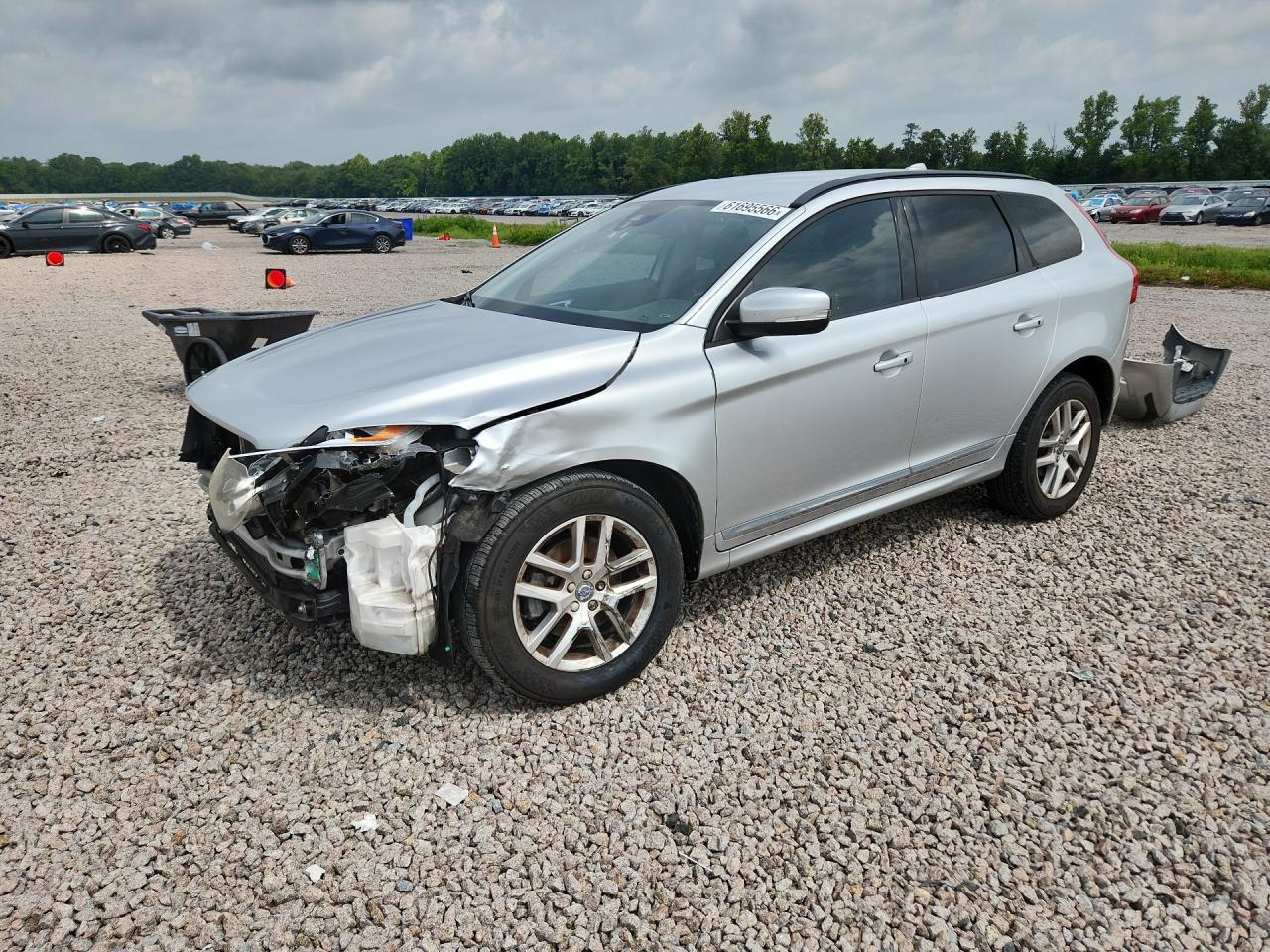 2017 VOLVO XC60 T5
