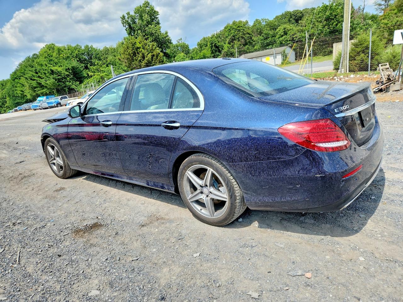 2017 MERCEDES-BENZ E 300 4MATIC — снимка 2
