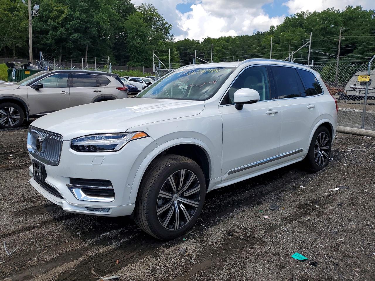 2023 VOLVO XC90 PLUS