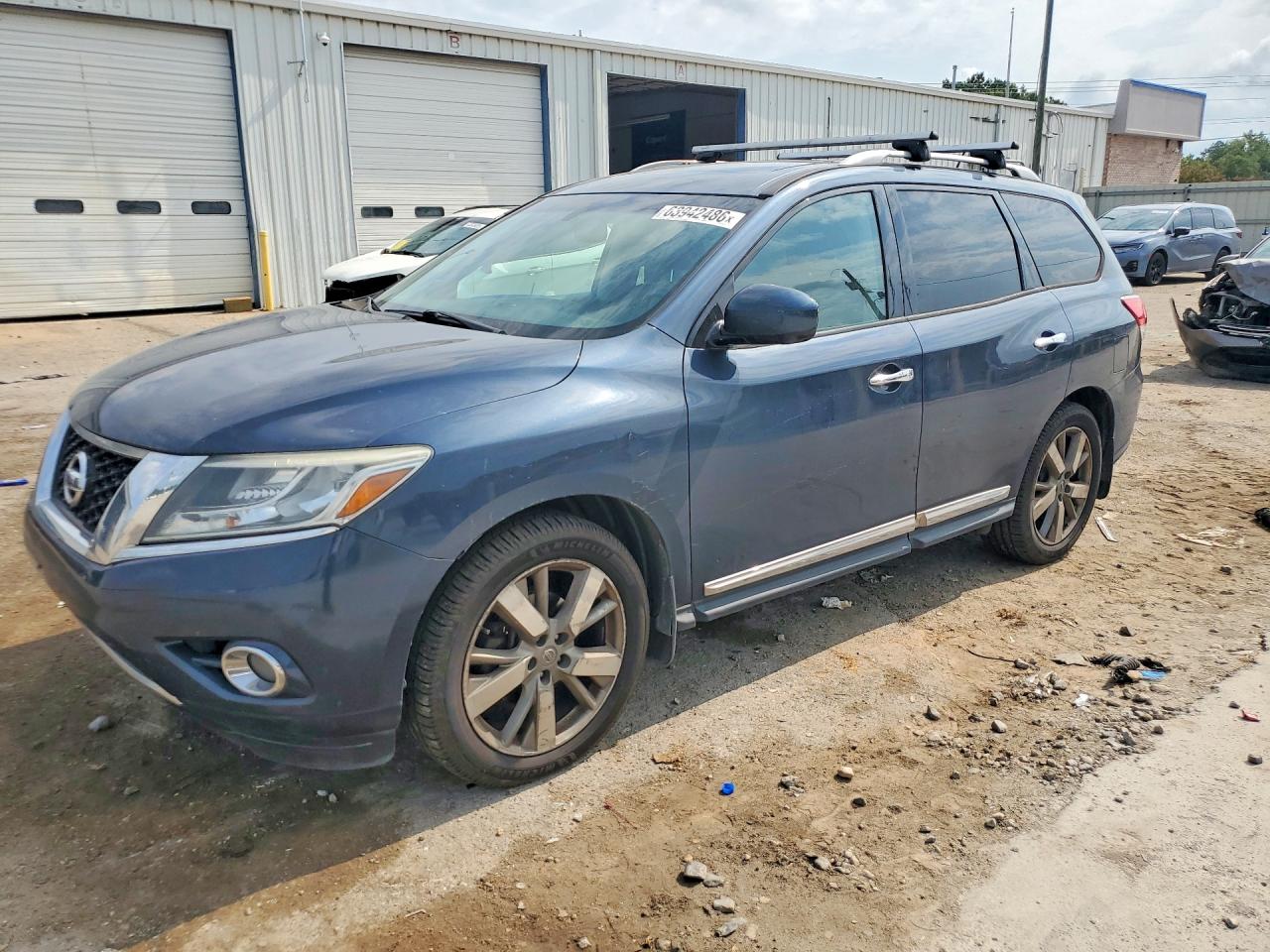 2016 NISSAN PATHFINDER PLATINUM