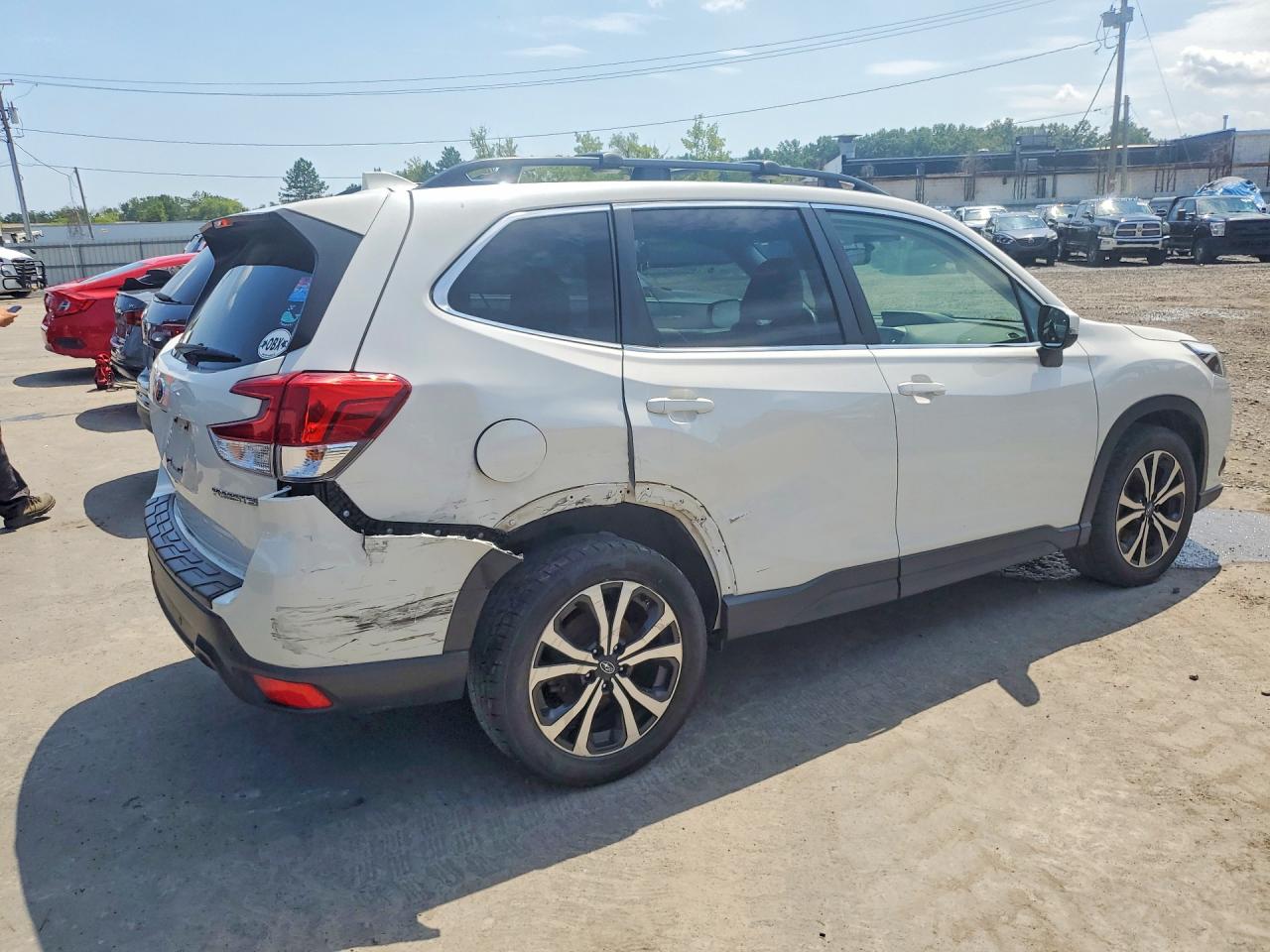 2022 SUBARU FORESTER LIMITED — снимка 3