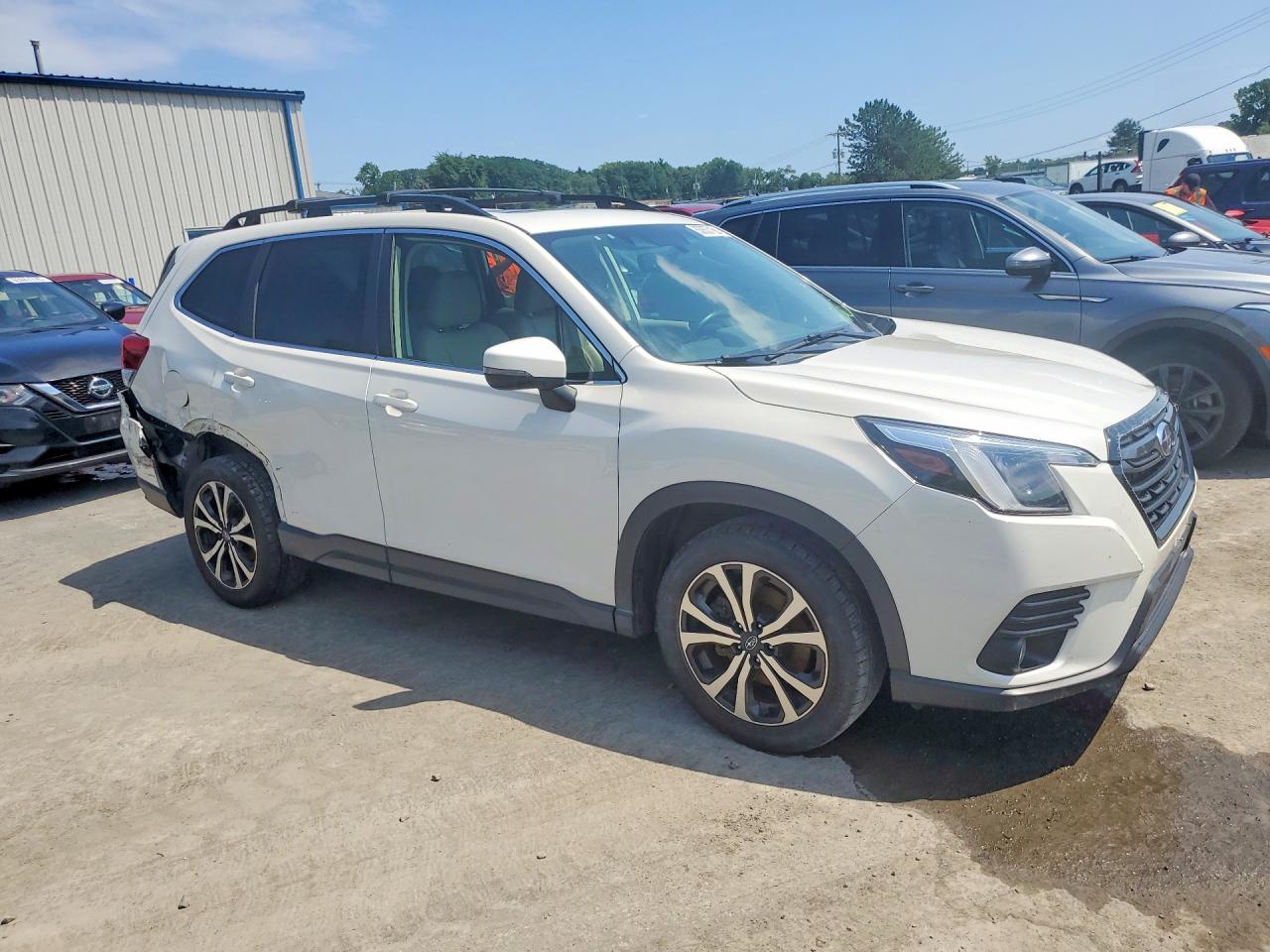2022 SUBARU FORESTER LIMITED — снимка 4
