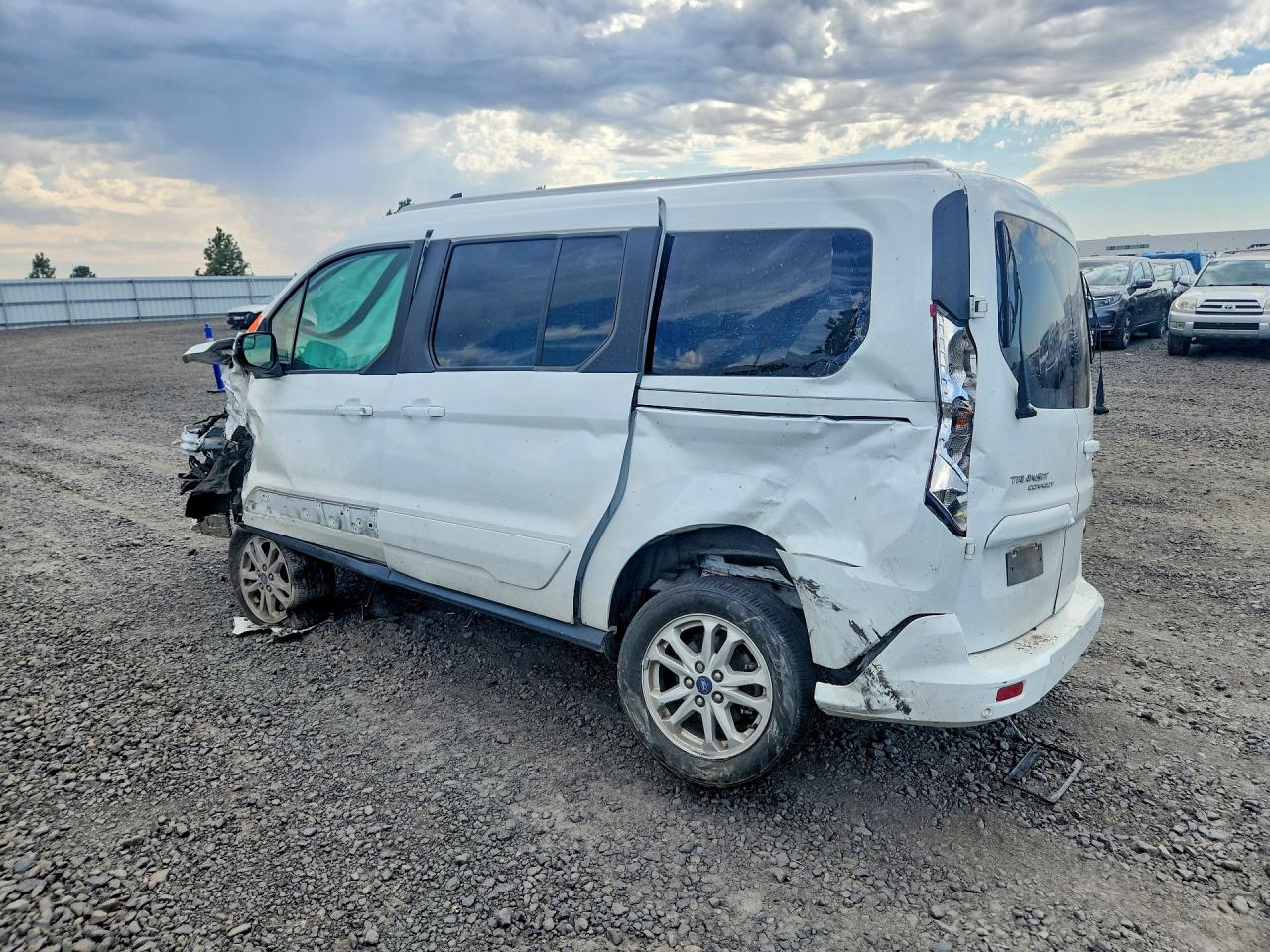 2022 FORD TRANSIT CONNECT XLT — снимка 2