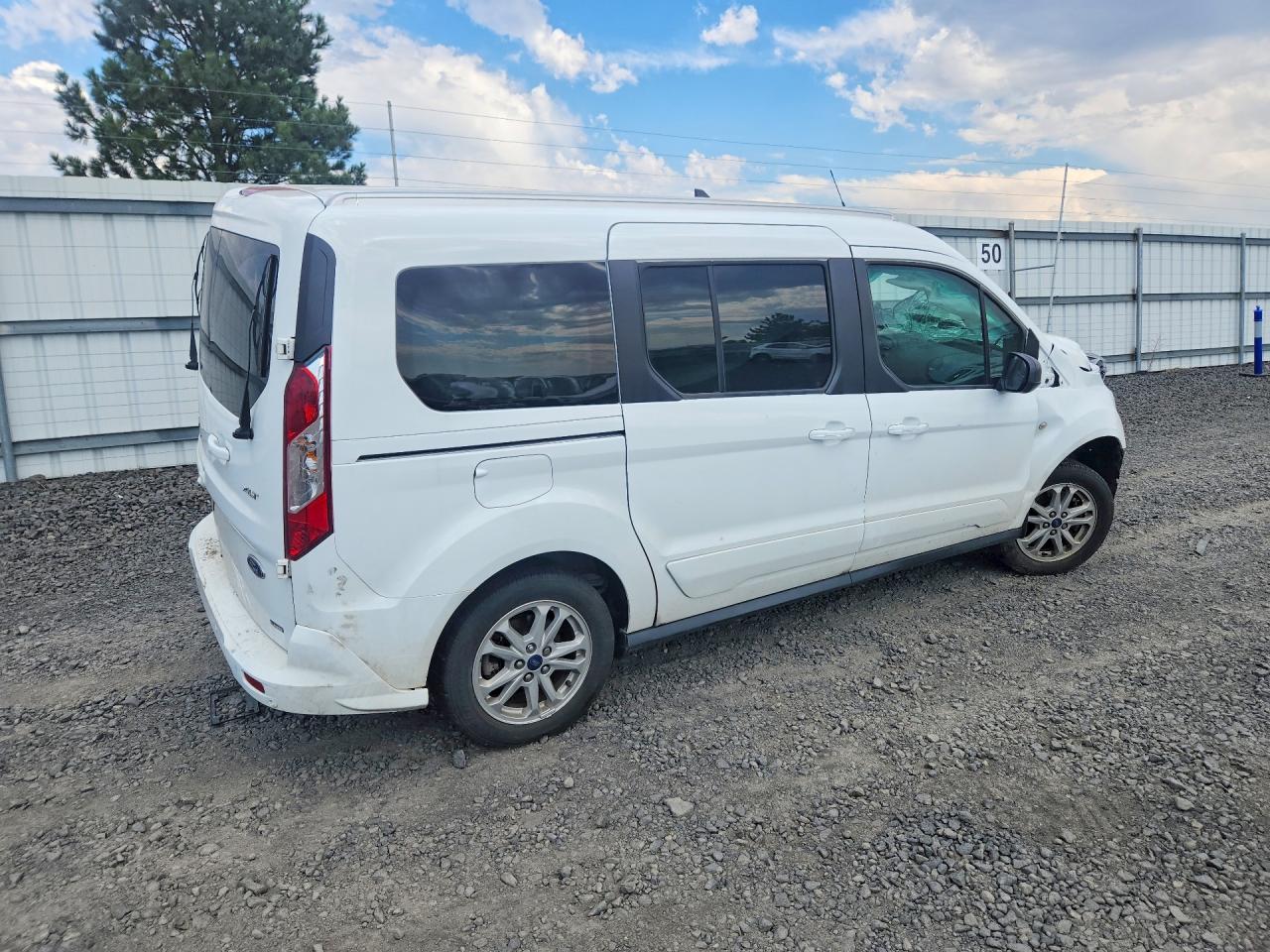 2022 FORD TRANSIT CONNECT XLT — снимка 3