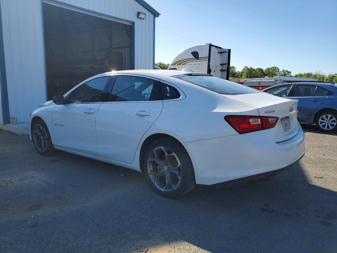 2023 CHEVROLET MALIBU LT — снимка 2
