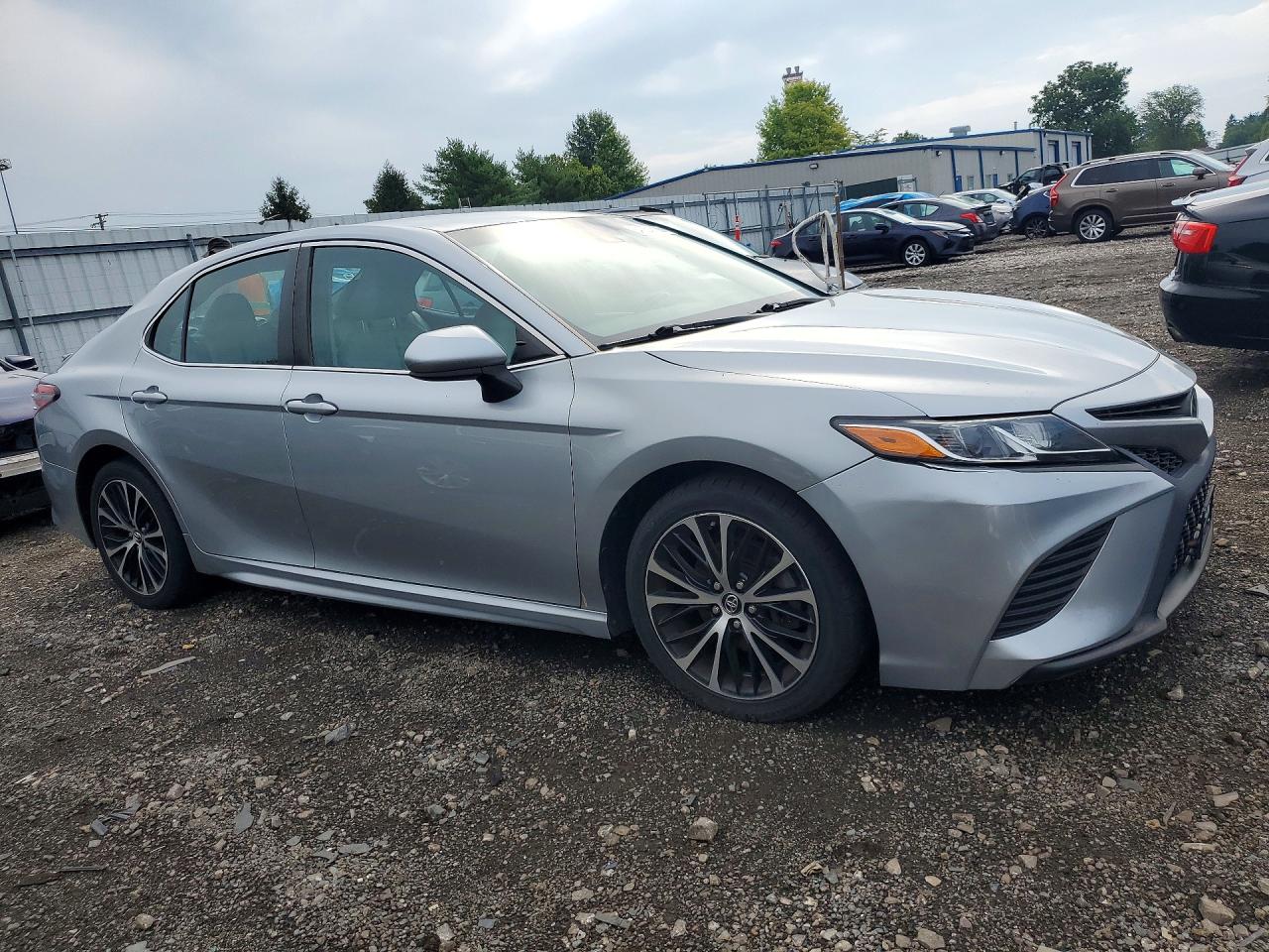2018 TOYOTA CAMRY SE — снимка 4
