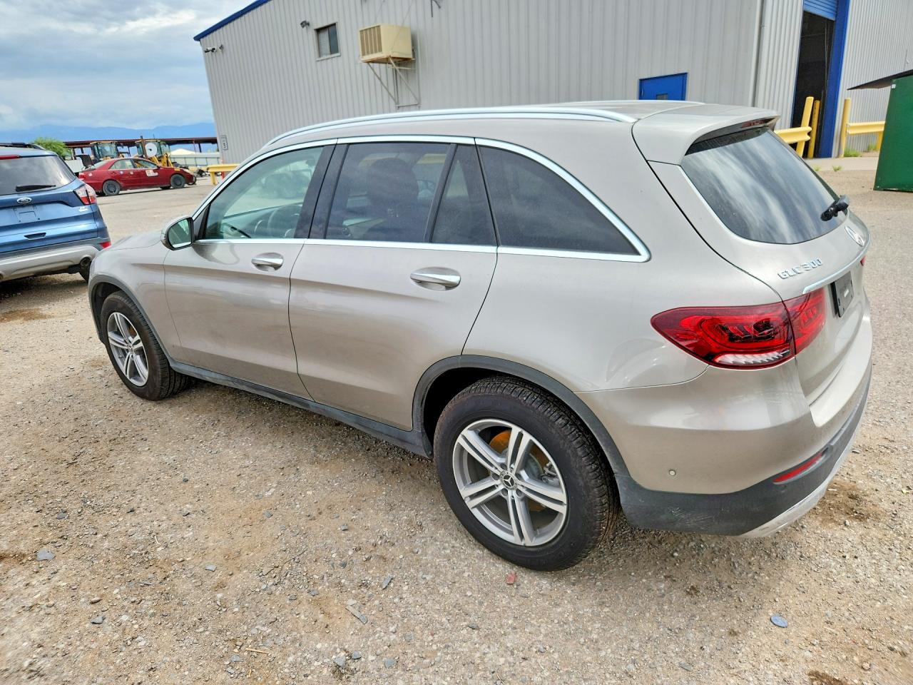 2022 MERCEDES-BENZ GLC 300 — снимка 2