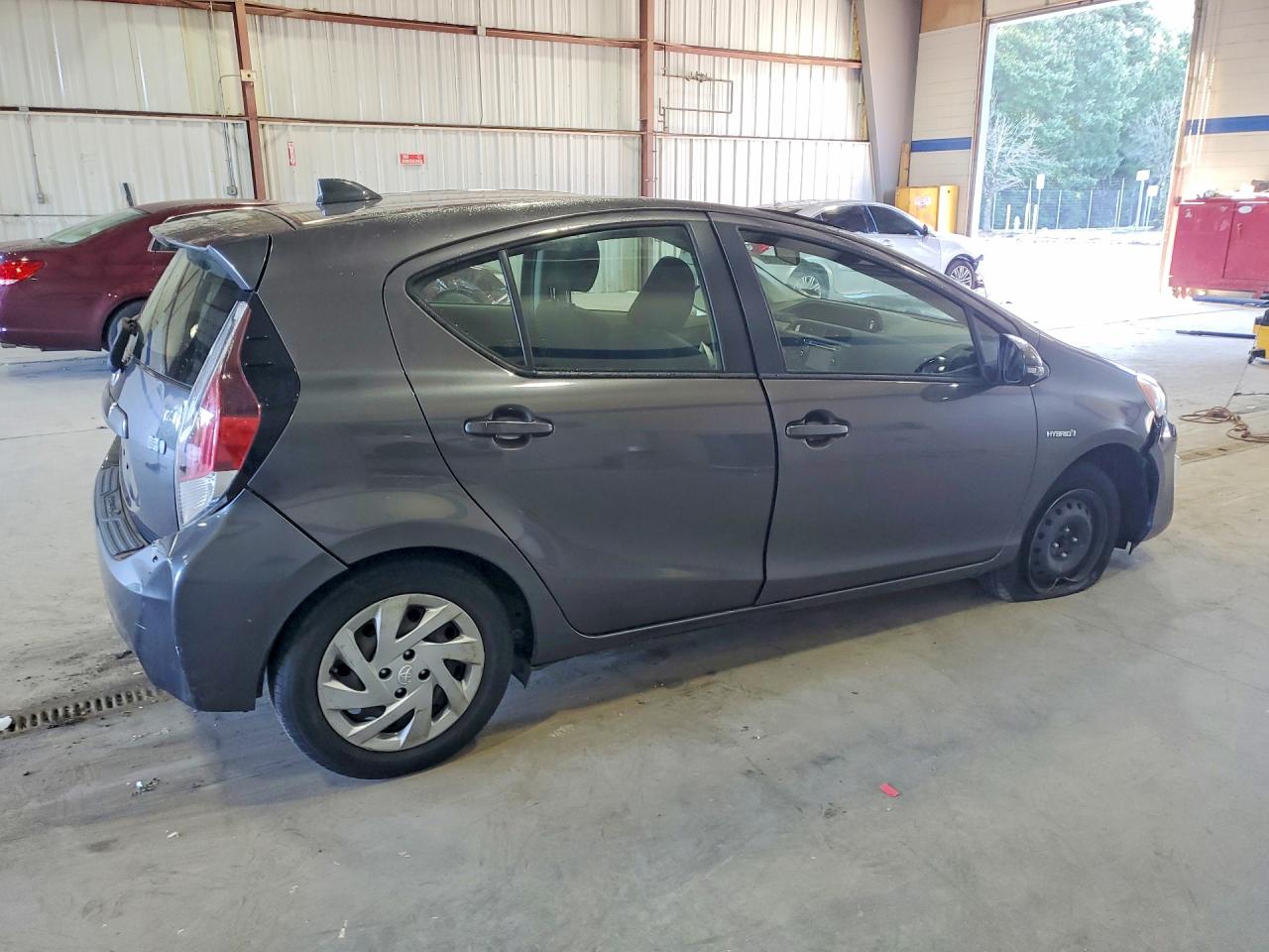 2015 TOYOTA PRIUS C TWO — снимка 3