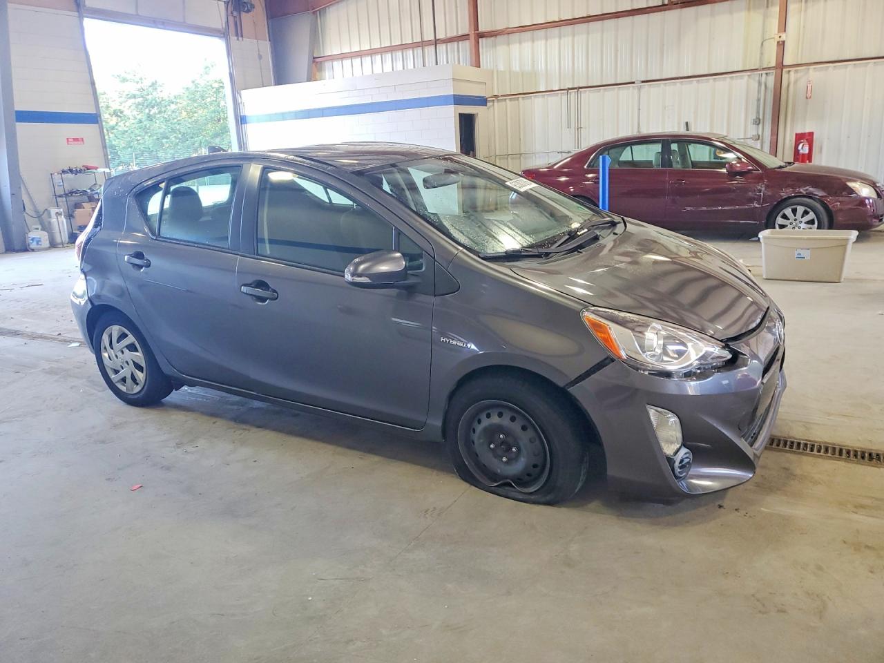 2015 TOYOTA PRIUS C TWO — снимка 4
