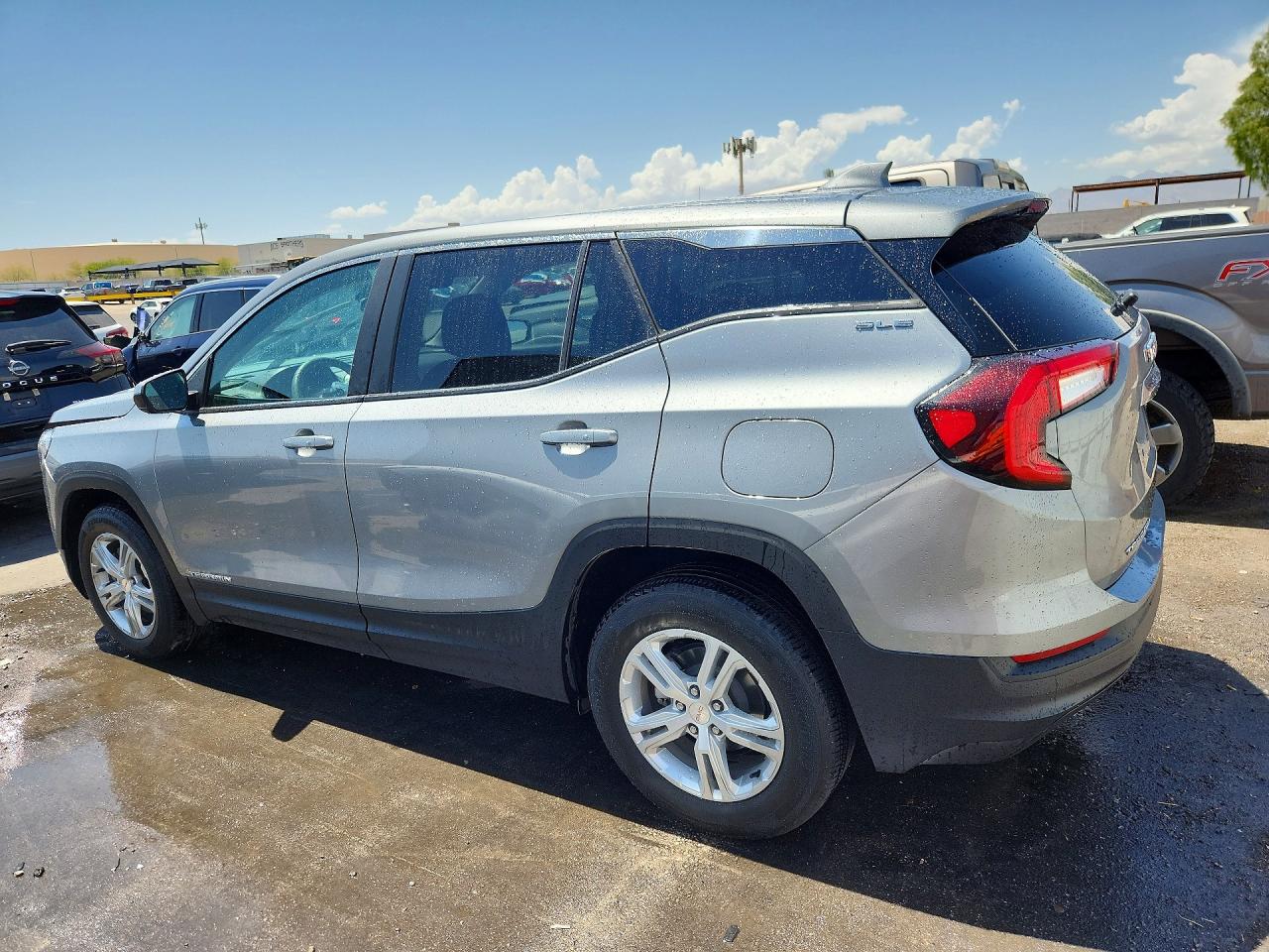 2024 GMC TERRAIN SLE — снимка 2