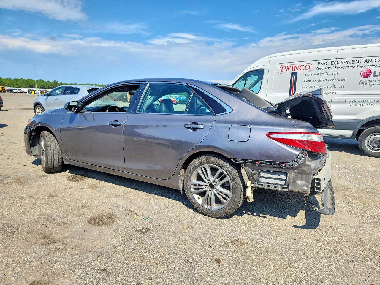 2015 TOYOTA CAMRY SE — снимка 2