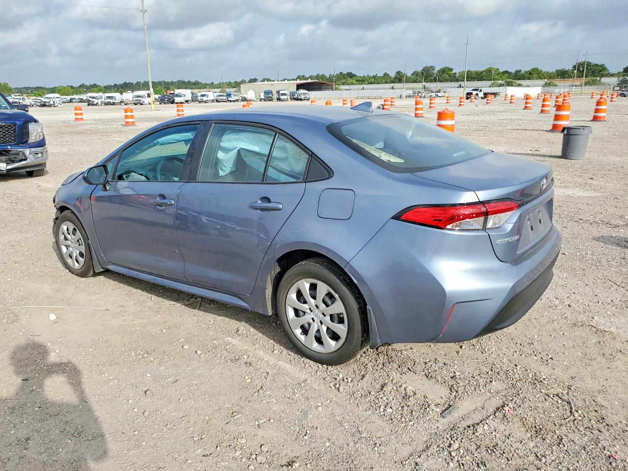 2025 TOYOTA COROLLA LE — снимка 2