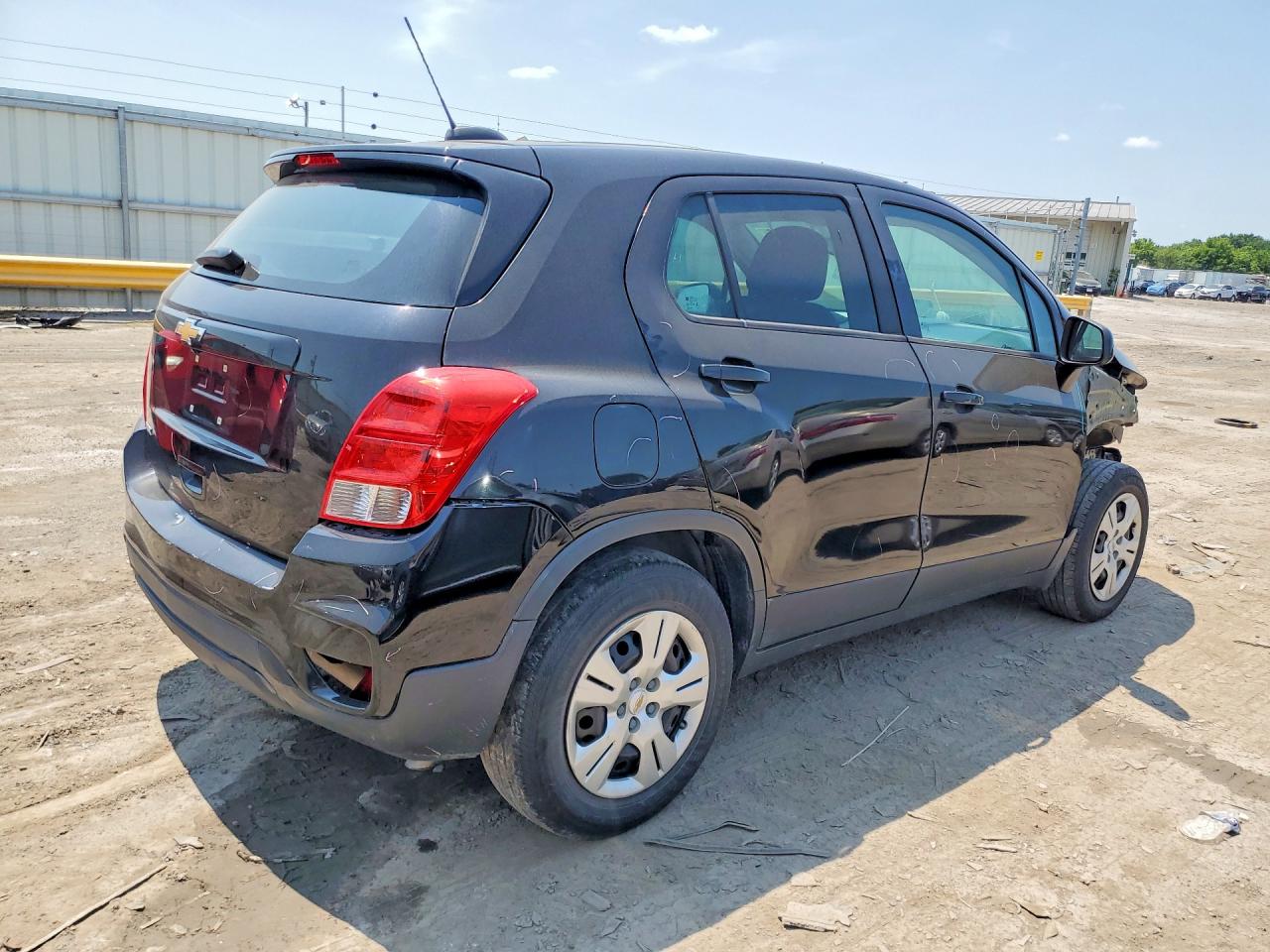 2019 CHEVROLET TRAX LS — снимка 3