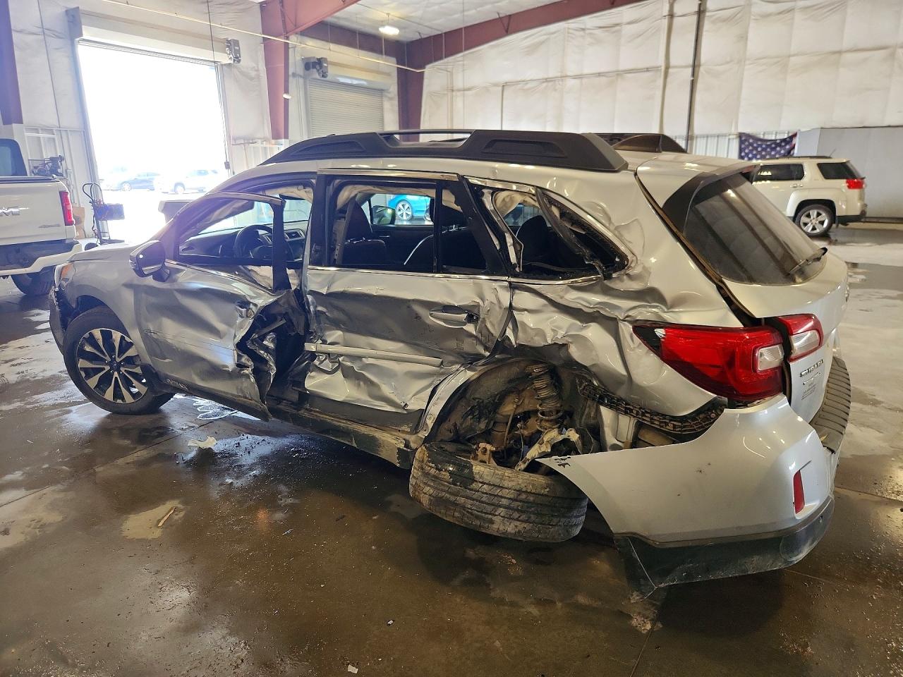 2017 SUBARU OUTBACK 2.5I LIMITED — снимка 2
