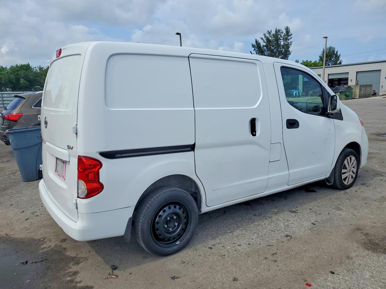 2018 NISSAN NV200 SV — снимка 3