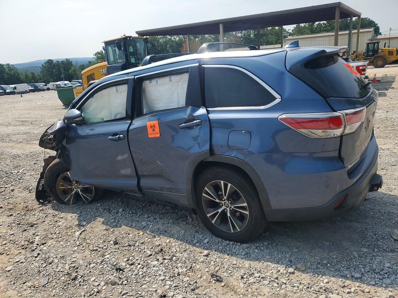 2016 TOYOTA HIGHLANDER XLE — снимка 2