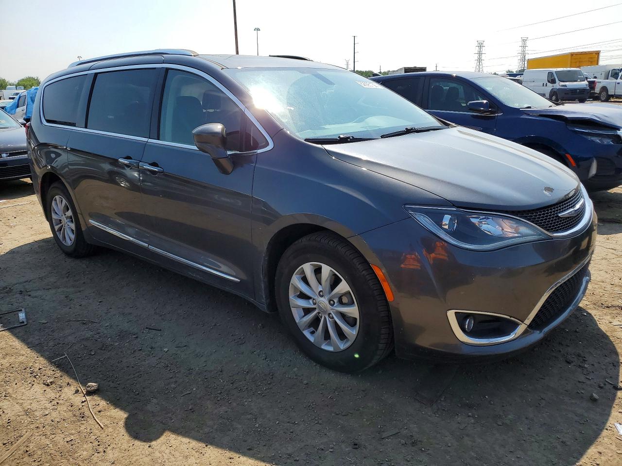 2018 CHRYSLER PACIFICA TOURING L PLUS — снимка 4