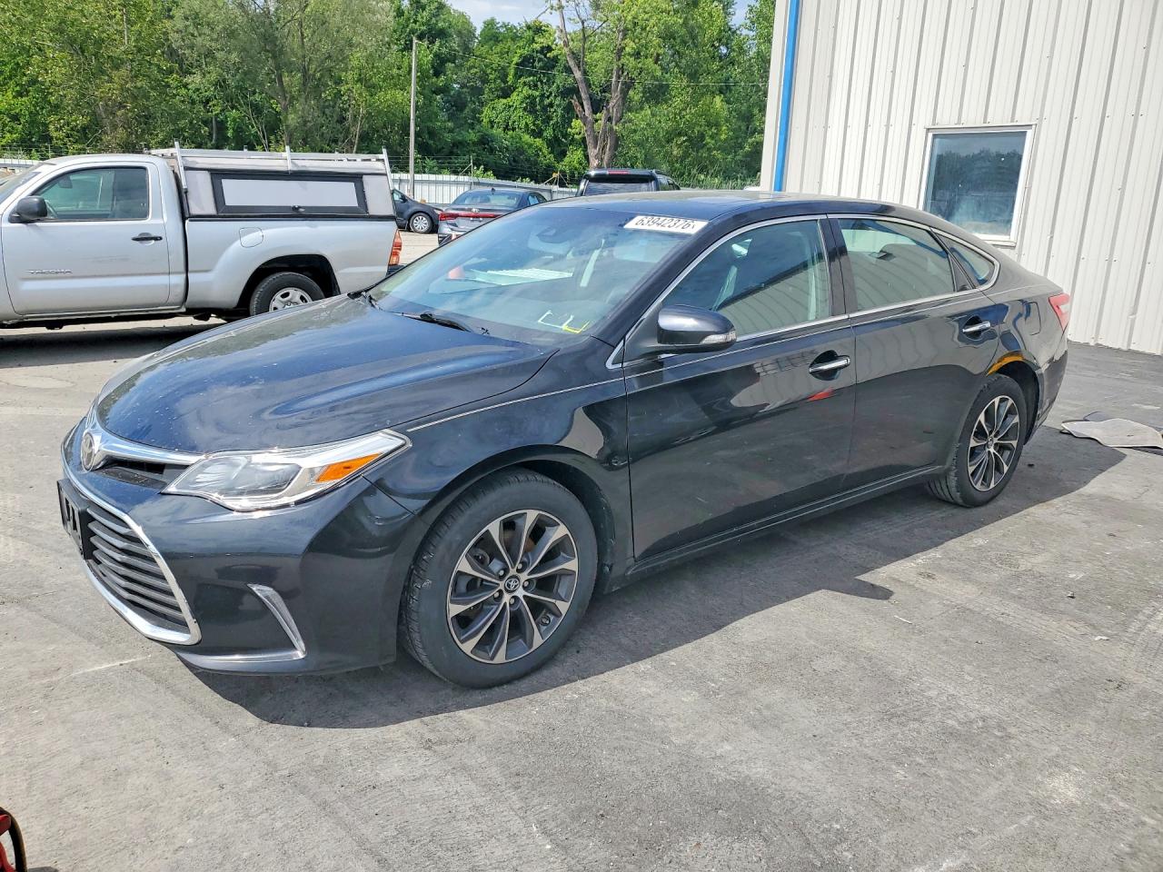 2017 TOYOTA AVALON XLE PLUS