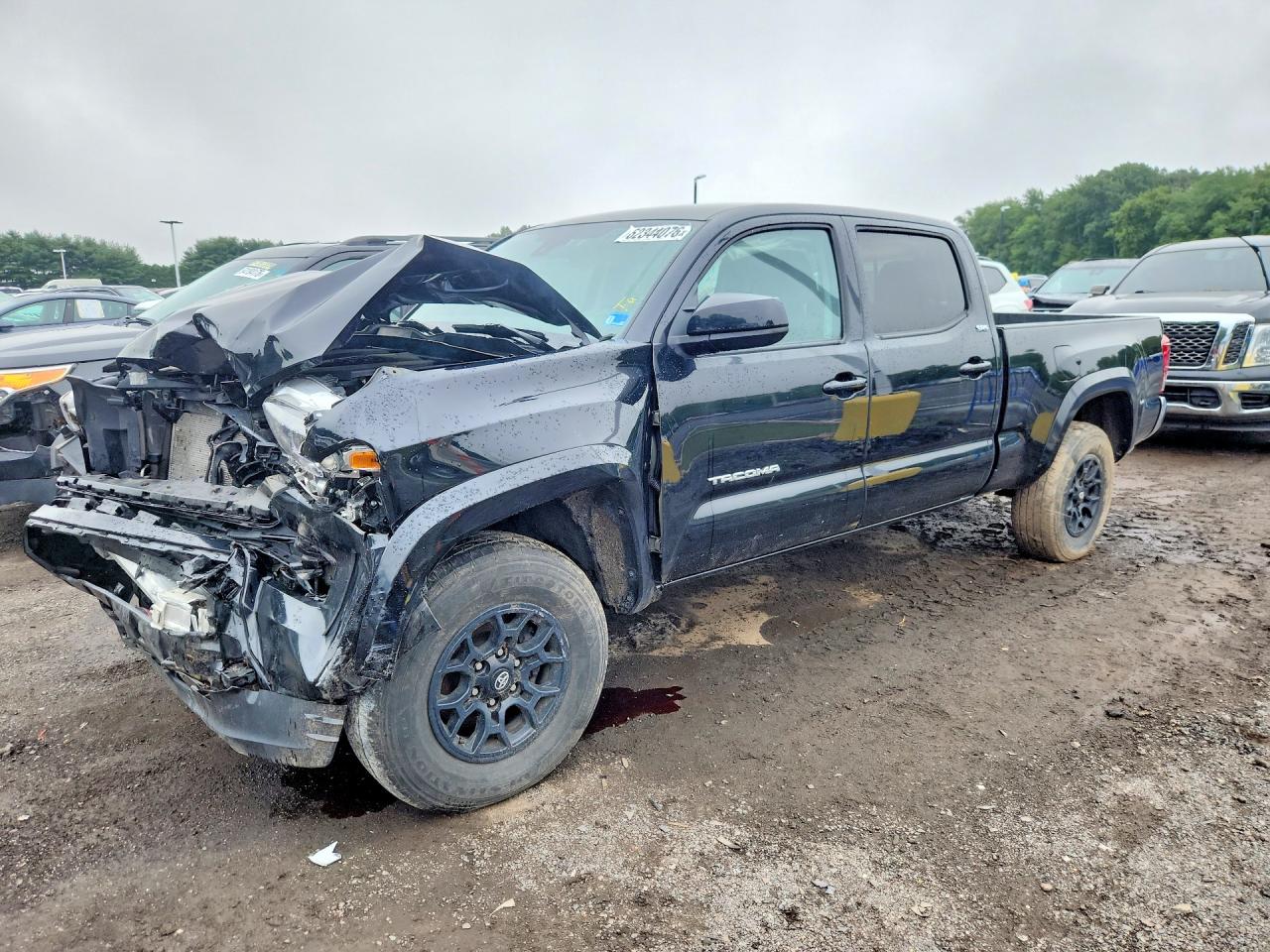 2022 TOYOTA TACOMA SR5 V6