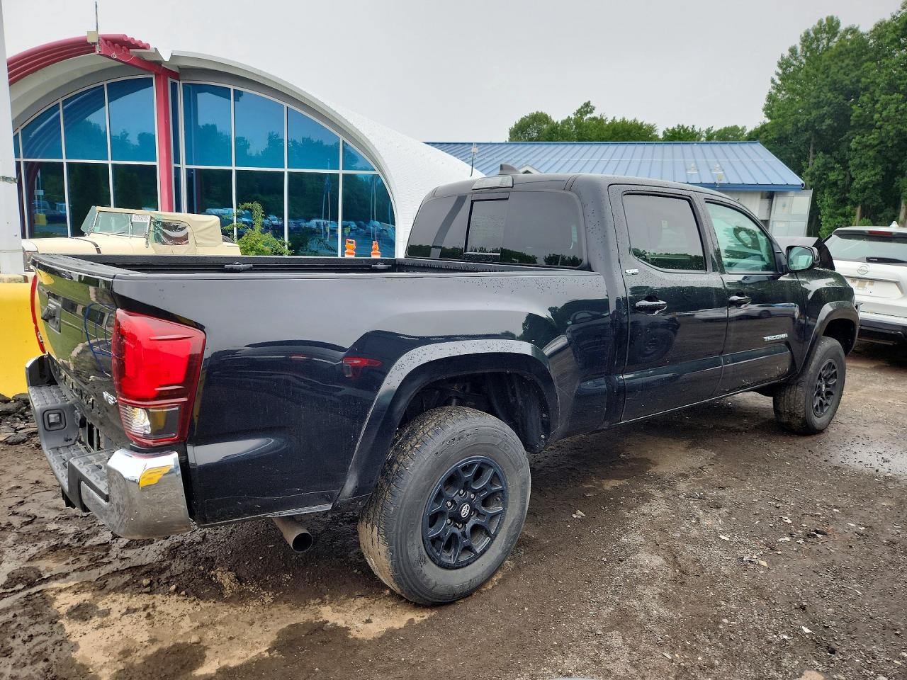 2022 TOYOTA TACOMA SR5 V6 — снимка 3