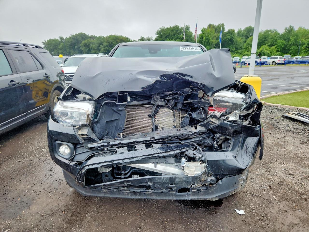 2022 TOYOTA TACOMA SR5 V6 — снимка 5