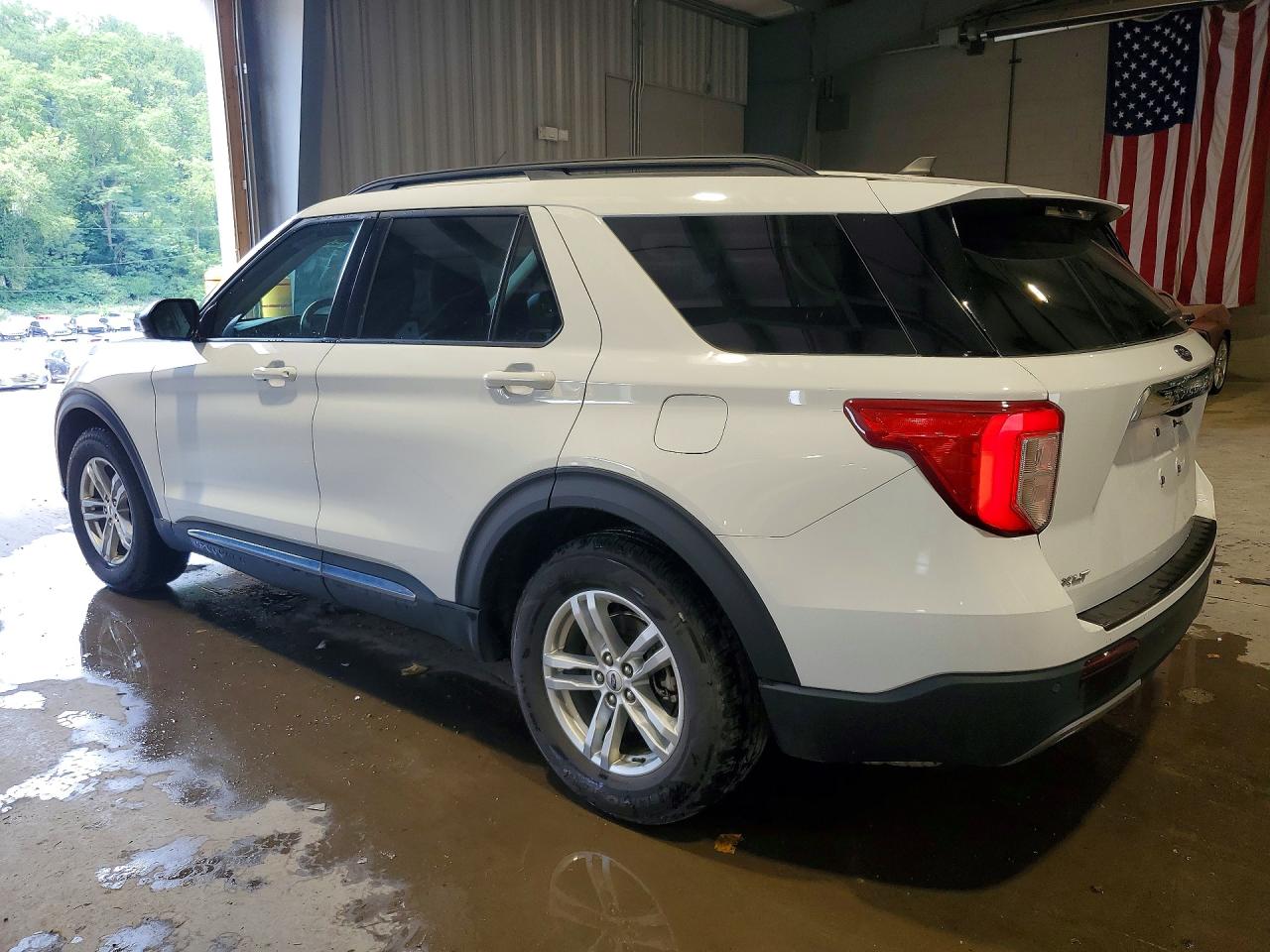 2023 FORD EXPLORER XLT — снимка 2